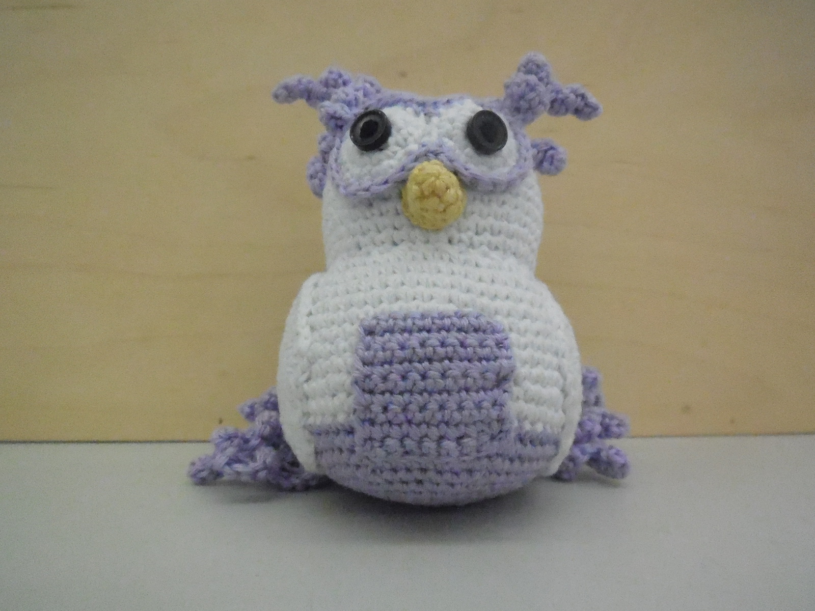 Eine Eule, das war ein "Probe-Häkel-Projekt" von LASSAL