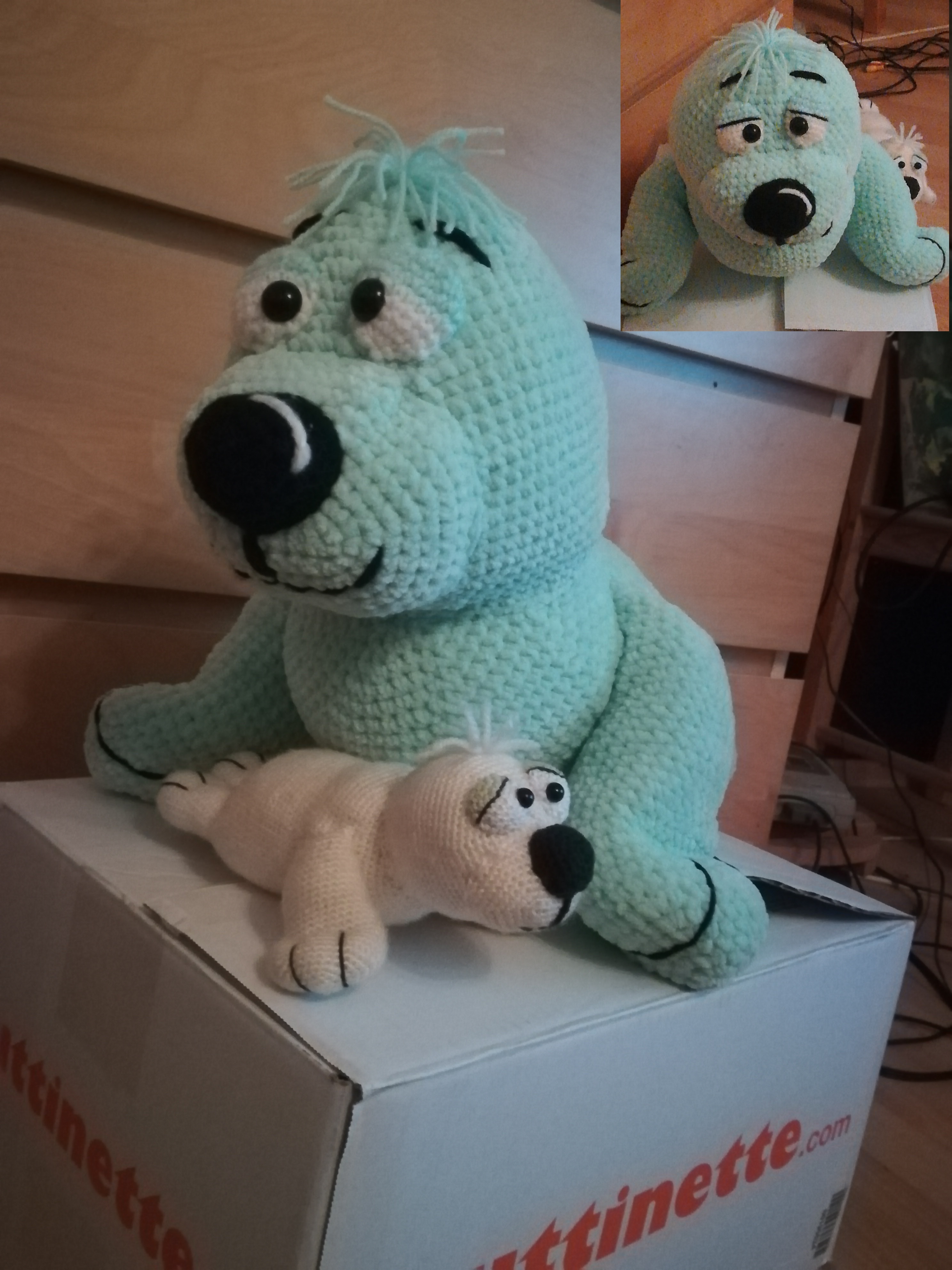 zwei Robben gehäkelt, die Große ist fast 60cm lang. Meeres-CAL ein Häkel-Gewinnspiel, Verlosung ist am 01.09.19